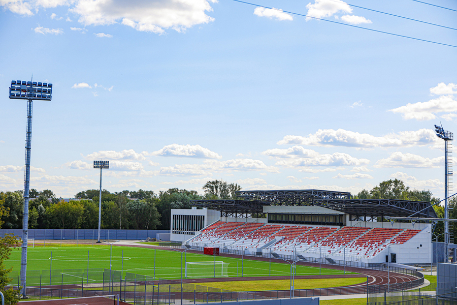 Стадион «Знамя Труда» 