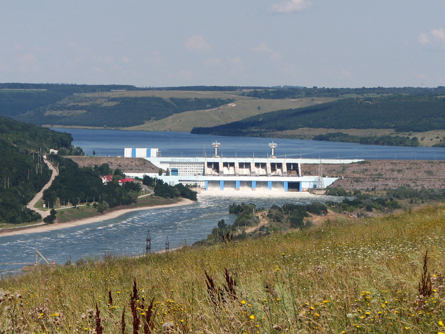Вид на Днестровскую ГЭС