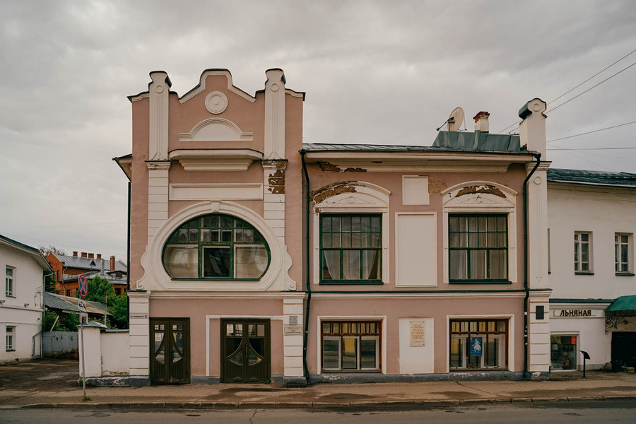 Дом №8 на улице Симановского