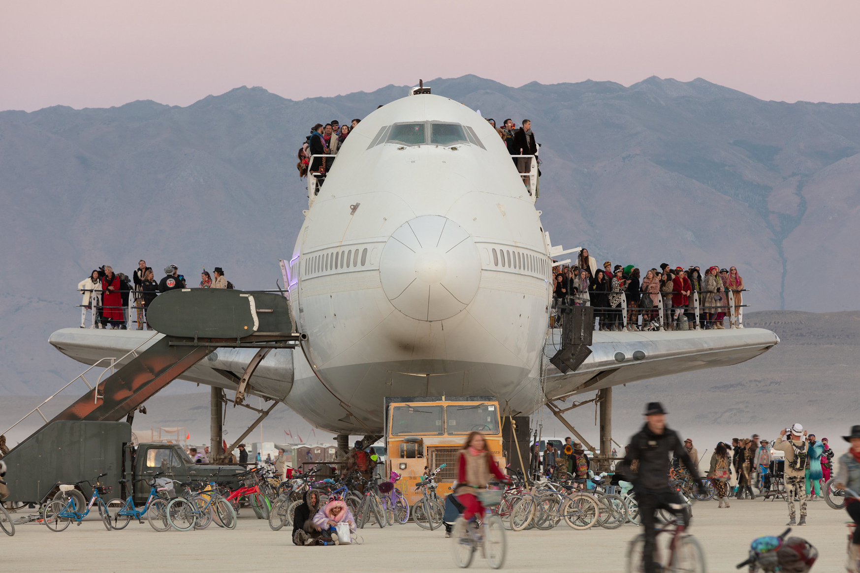 Боинг-747 на фестивале Burning Man