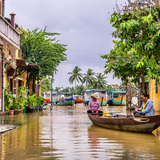 Вьетнам перезапускает туризм: попасть в страну можно будет без карантина